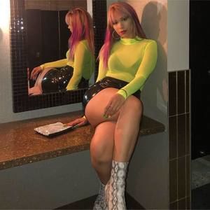 Meet your Posher, Jacy